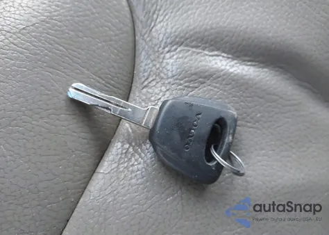 2004 Volvo Xc70 2.5T из США, поврежденный, VIN YV1SZ59HX41150597